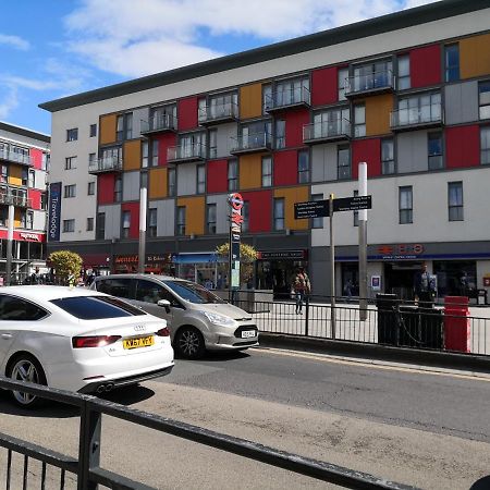 Apartamento Carnation Flat A In Wembley Londres Exterior foto