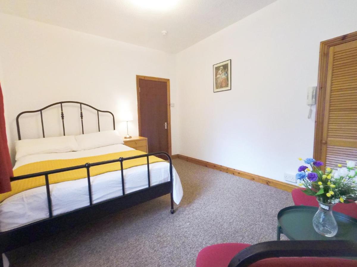 Apartamento Carnation Flat A In Wembley Londres Exterior foto