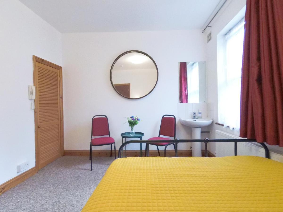 Apartamento Carnation Flat A In Wembley Londres Exterior foto