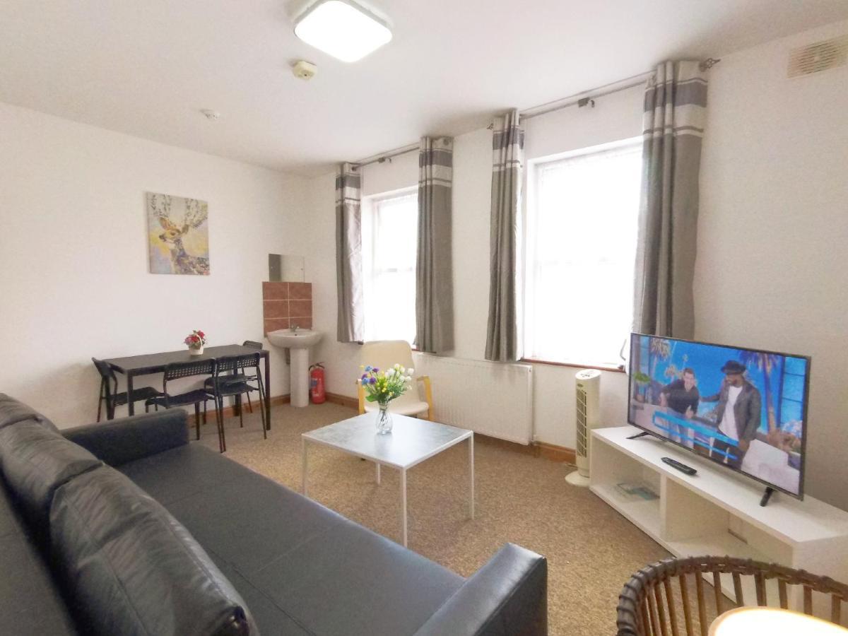 Apartamento Carnation Flat A In Wembley Londres Exterior foto