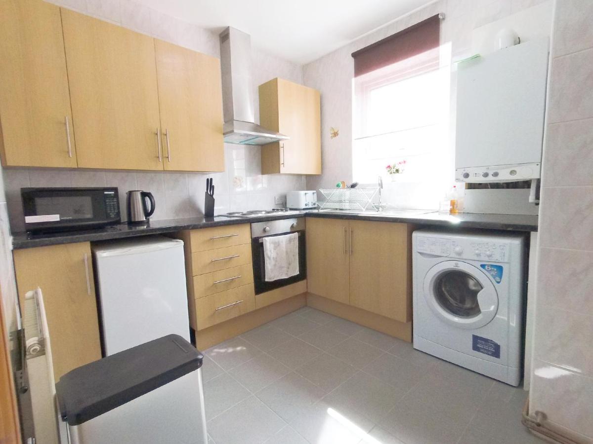 Apartamento Carnation Flat A In Wembley Londres Exterior foto