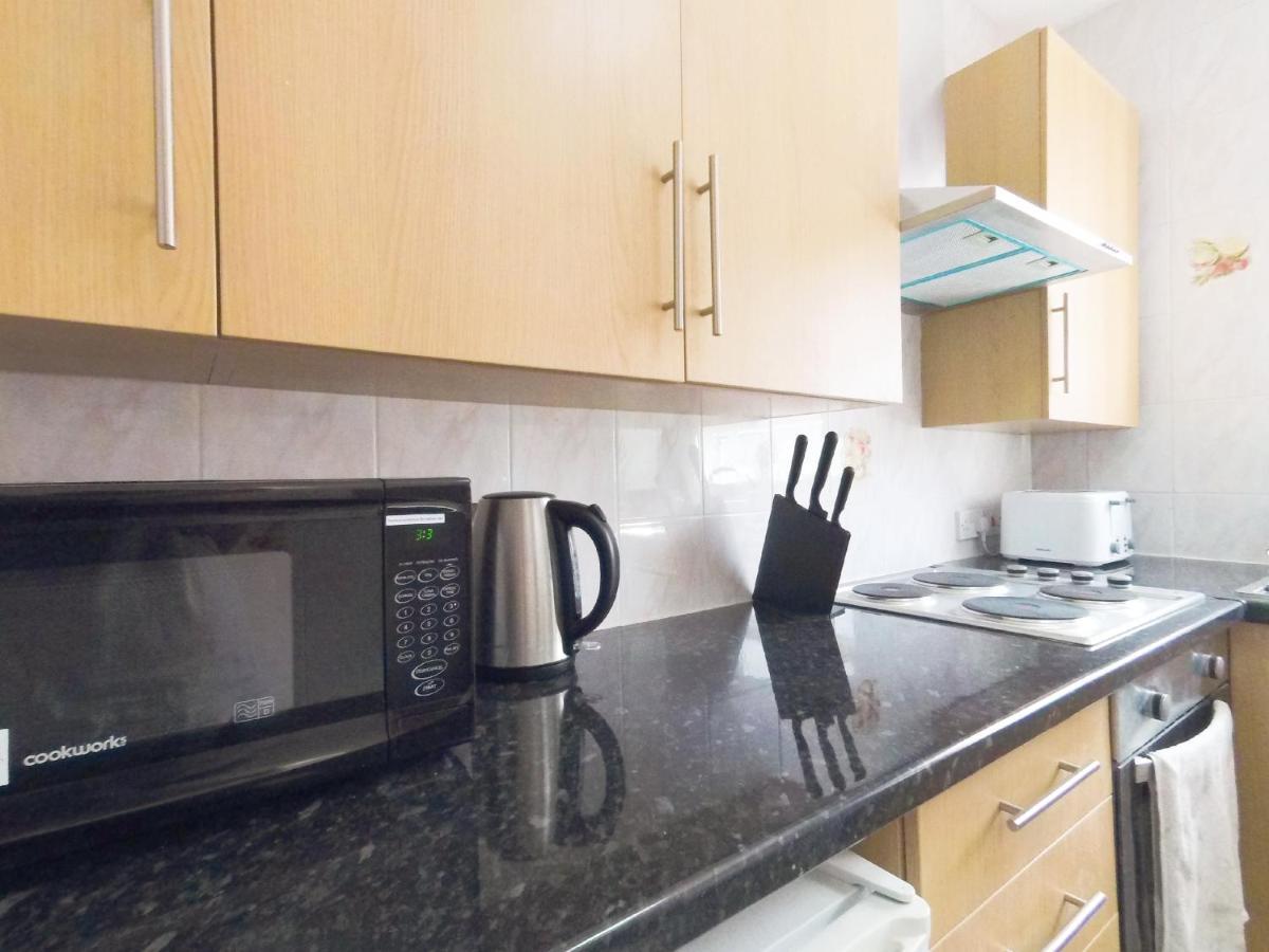 Apartamento Carnation Flat A In Wembley Londres Exterior foto