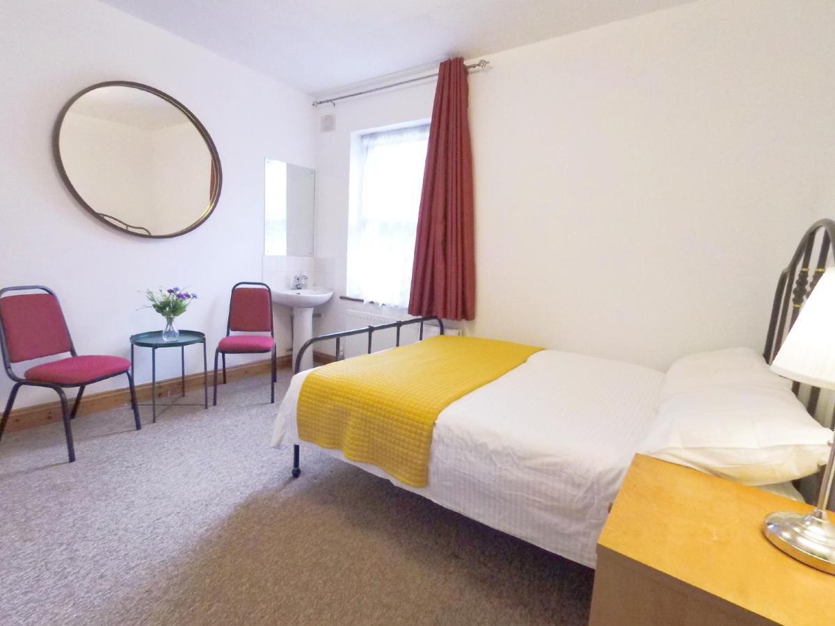 Apartamento Carnation Flat A In Wembley Londres Exterior foto