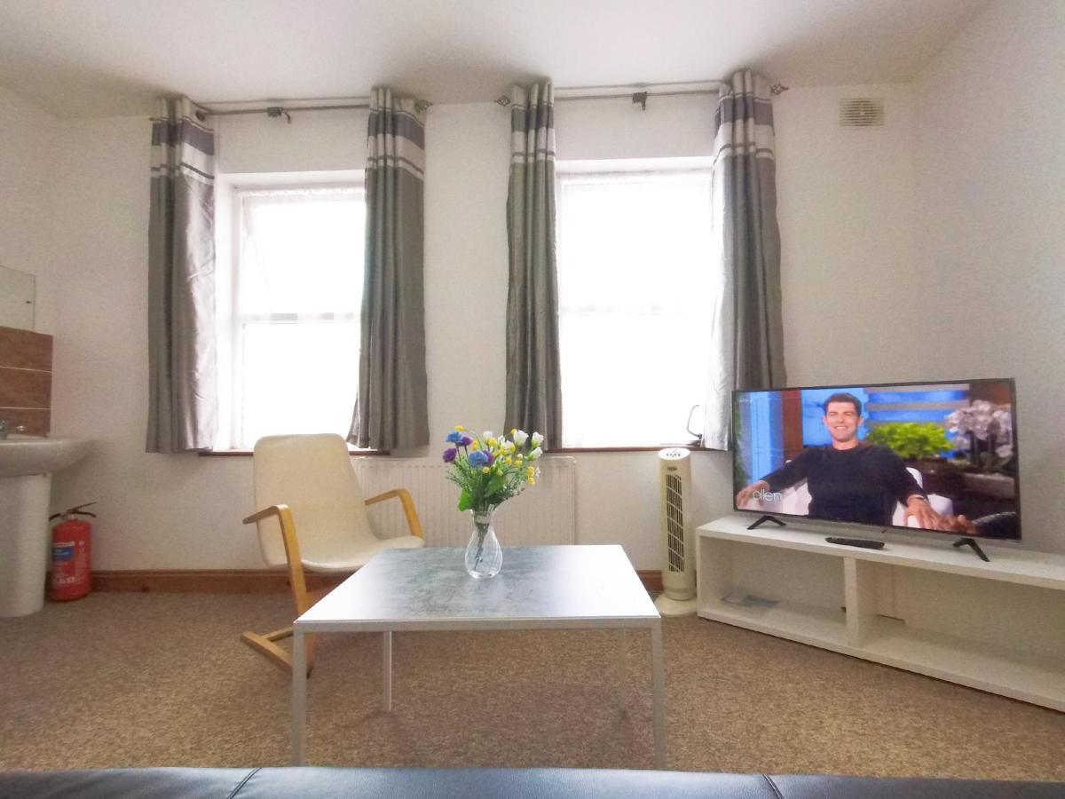 Apartamento Carnation Flat A In Wembley Londres Exterior foto