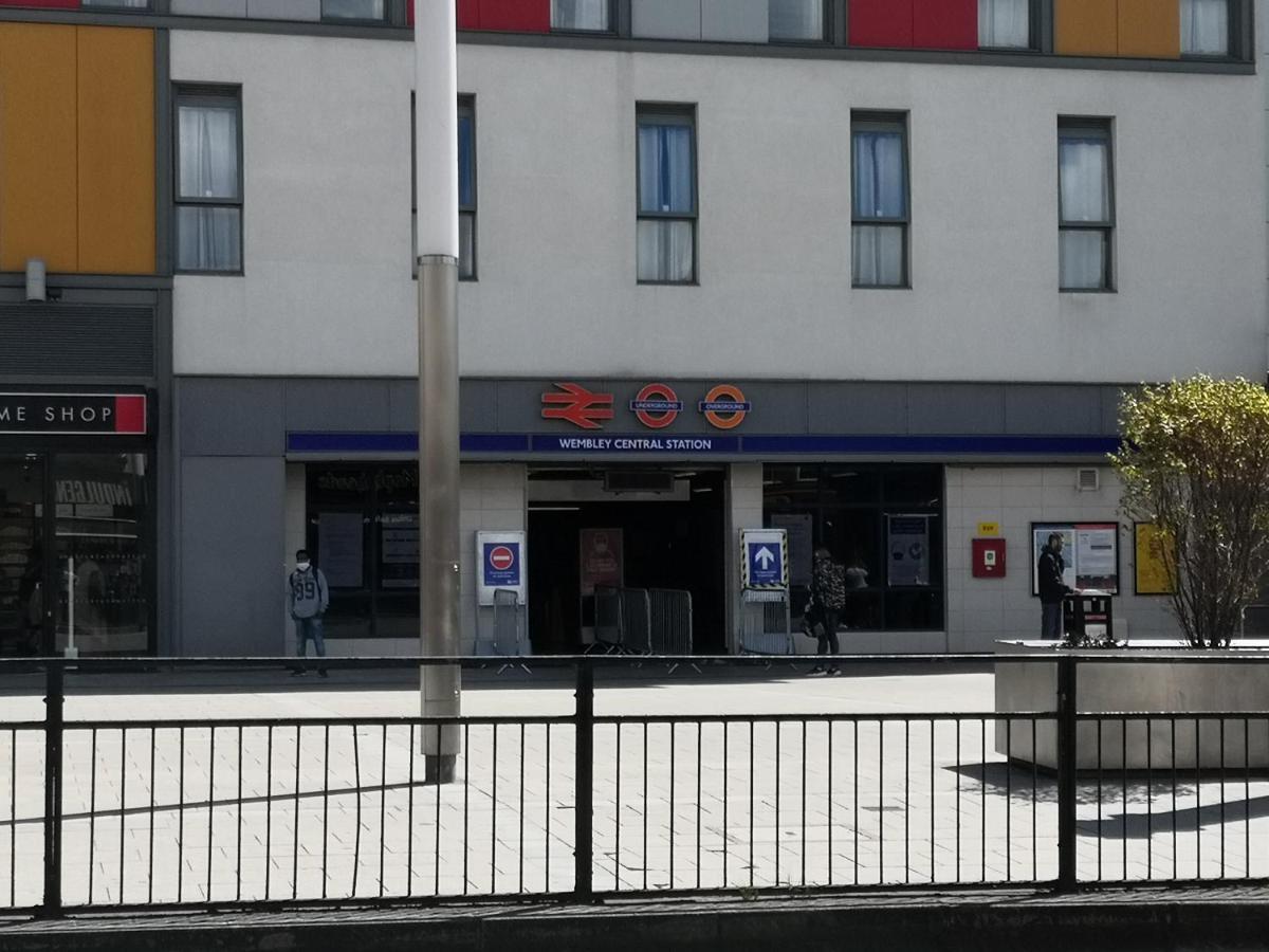 Apartamento Carnation Flat A In Wembley Londres Exterior foto